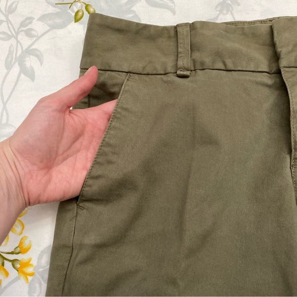 J. Crew Size 4 Olive Green Andie Pant - Picture 3 of 10